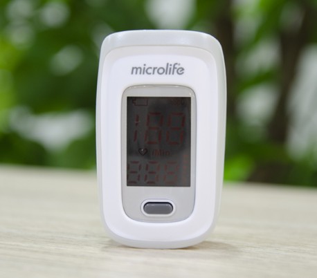 Microlife - OXY 200 Fingertip Pulse Oximeter