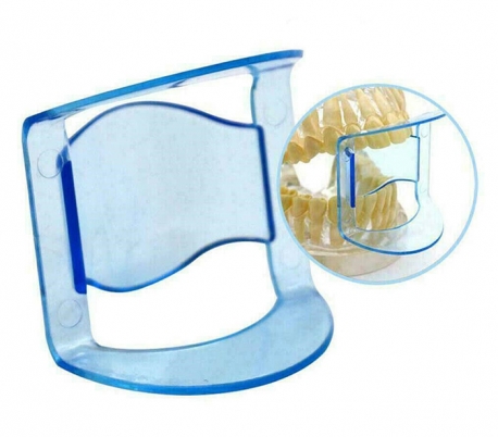 Saman Dandan - Anterior Cheek Retractor